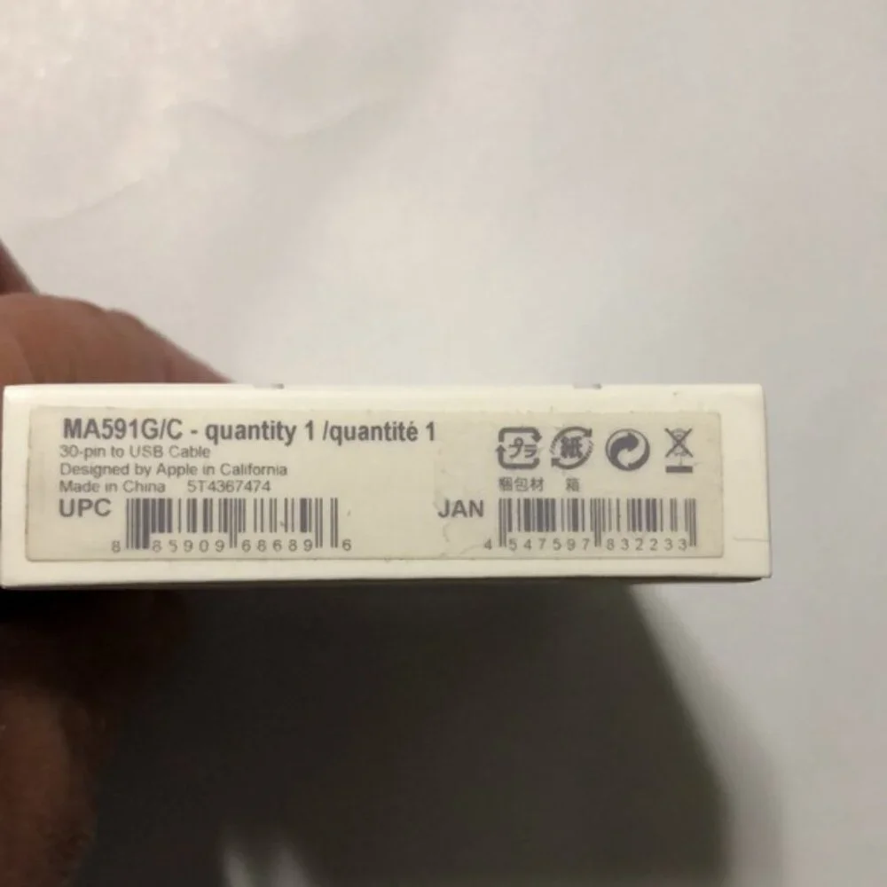 Apple 30-pin to USB Cable New in Box White